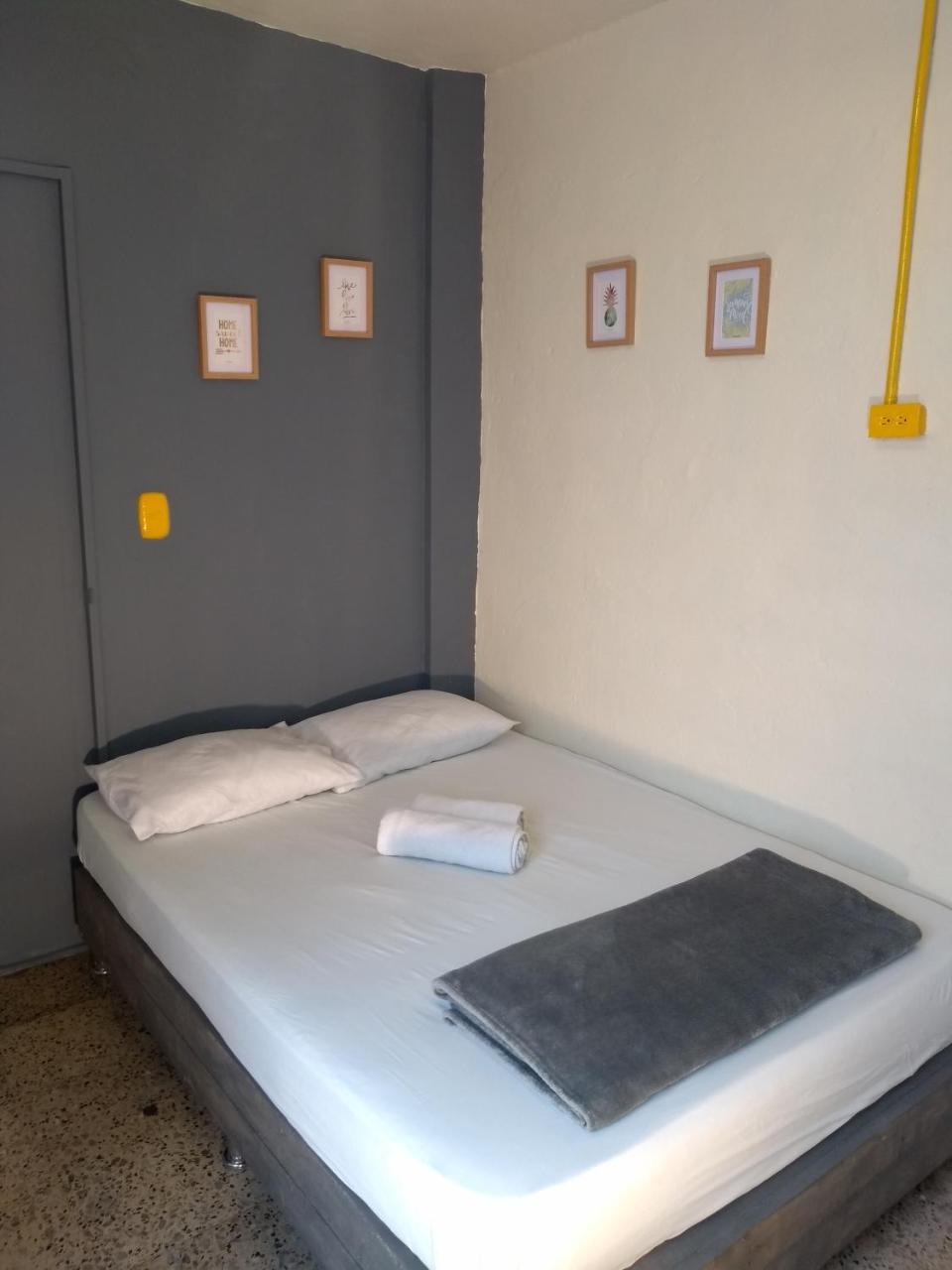 Panela Medellin Hostel Eksteriør bilde